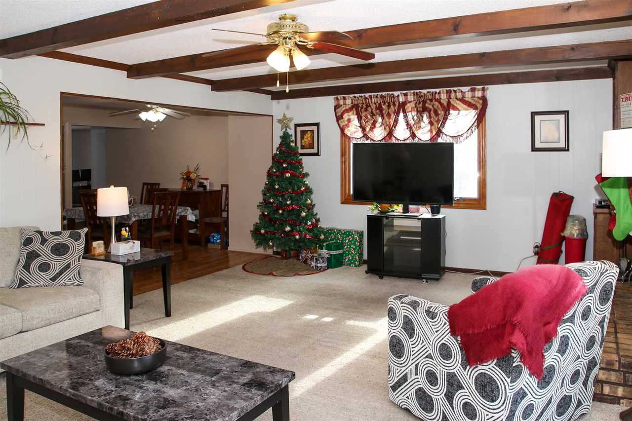 7176 Brewer Road Flint, MI 48507 - Photo 3 of 25 50061789-2.JPG