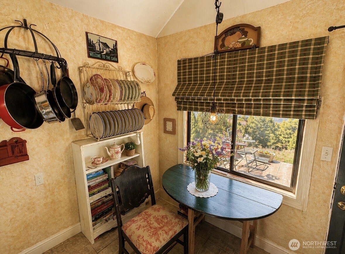 27 Mule Deer Ridge Road Oroville, WA 98844 - Photo 7 of 22 Gallery Image 7
