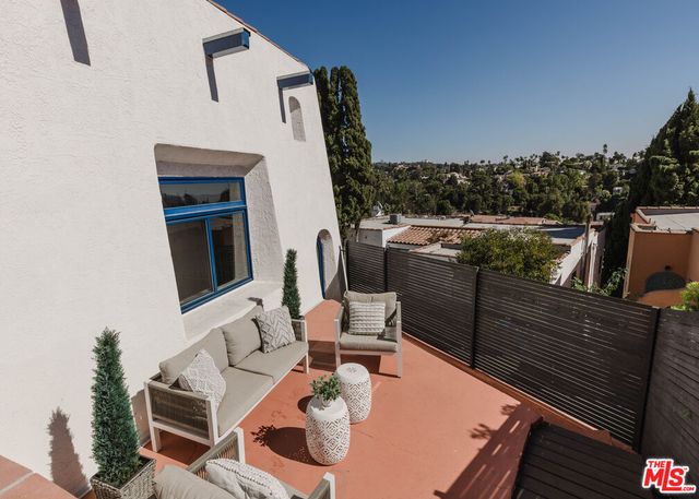 $2,395,000 | 2041 Glencoe Way, Los Angeles, CA 90068