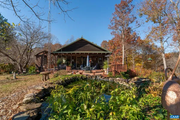 $895,000 | 9225 Howardsville Turnpike, Schuyler, VA 22969