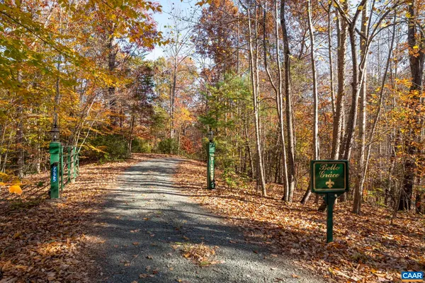 $895,000 | 9225 Howardsville Turnpike, Schuyler, VA 22969