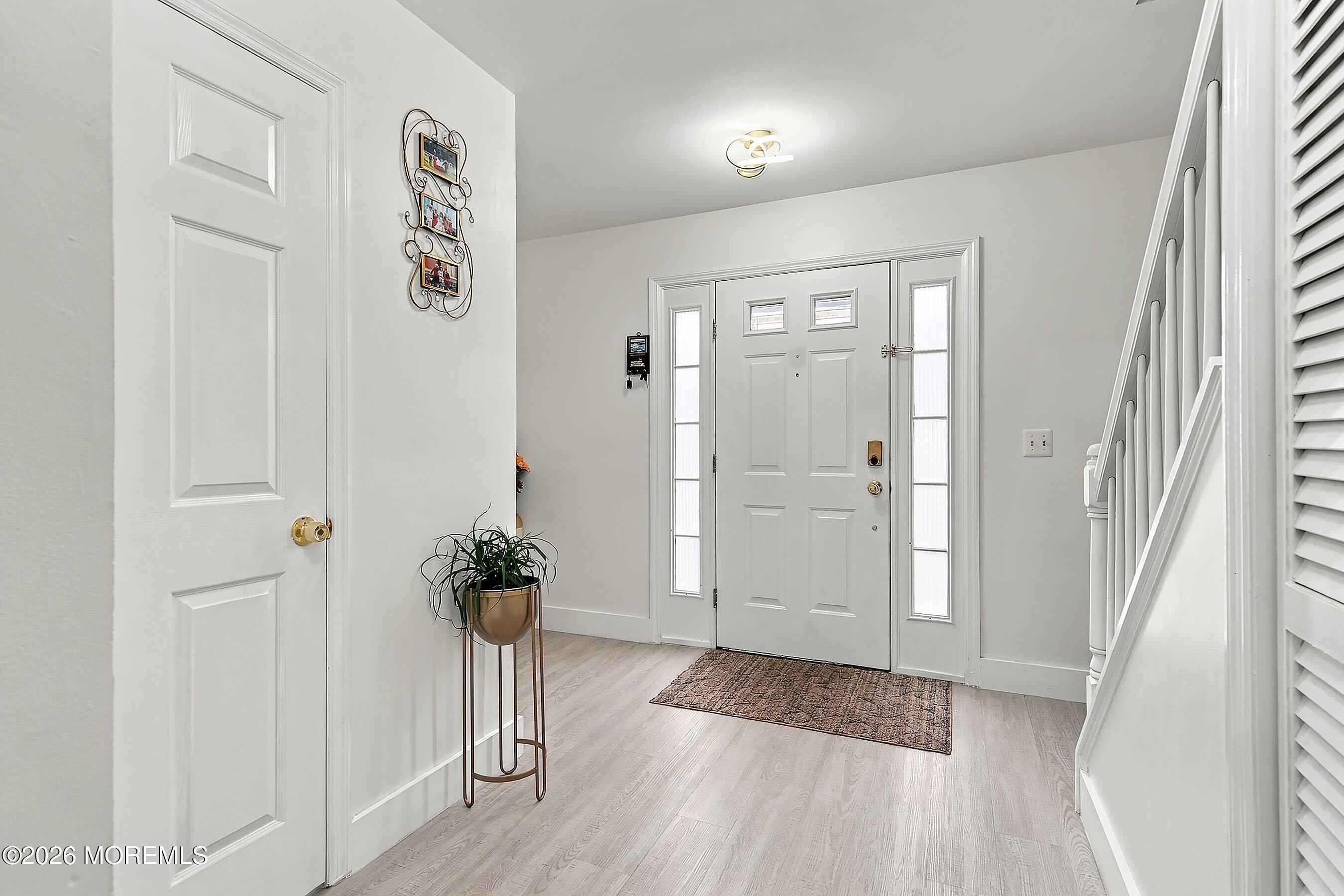 1118 5th Avenue Toms River, NJ 08757 - Photo 3 of 54 07-Foyer