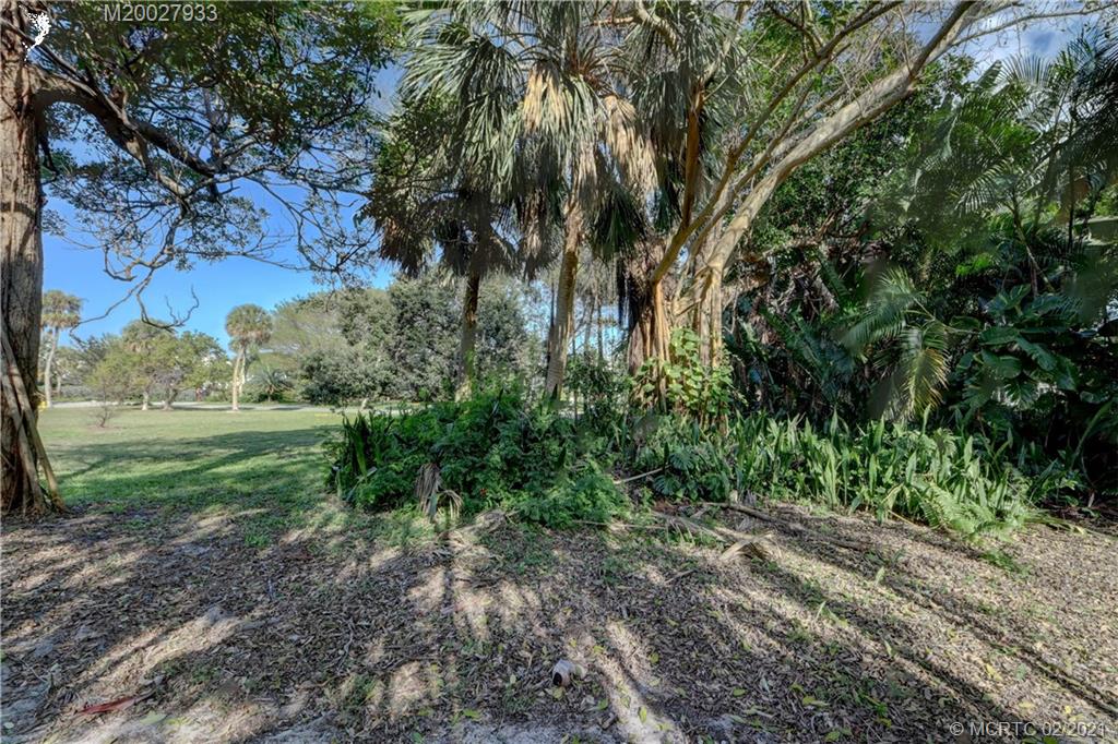 18 Ridgeland Drive Sewall's Point, FL 34996 - Photo 5 of 11 Gallery Image 5