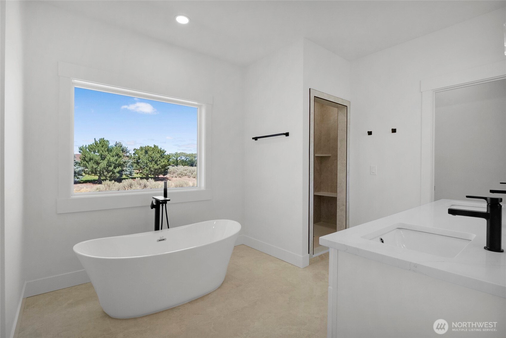 7471 Redmond Road Northeast Moses Lake, WA 98837 - Photo 19 of 38 Gallery Image 19
