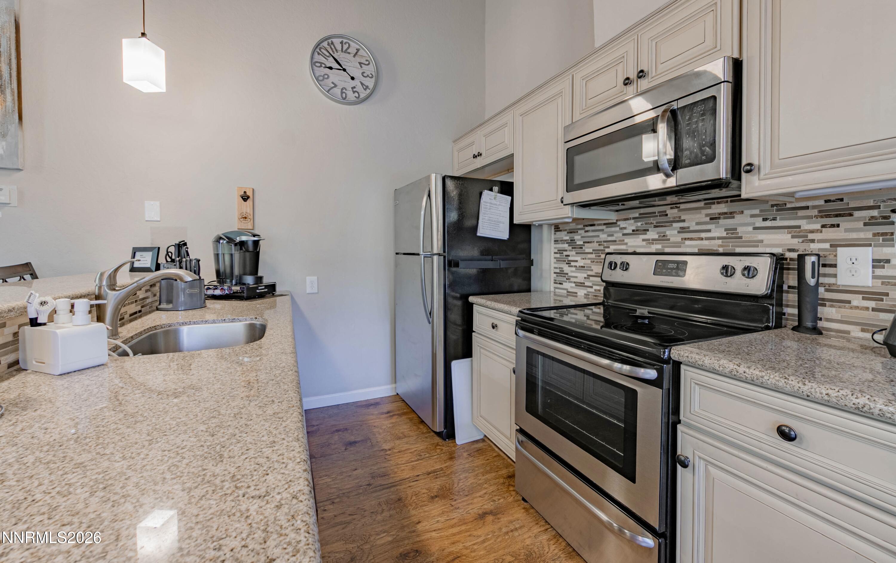 110 Spooner Lane, Unit A Stateline, NV 89449 - Photo 6 of 17 Kitchen