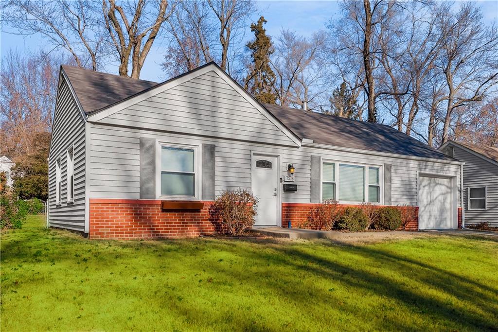 7576 Rainbow Drive Prairie Village, KS 66208 - Photo 1 of 1