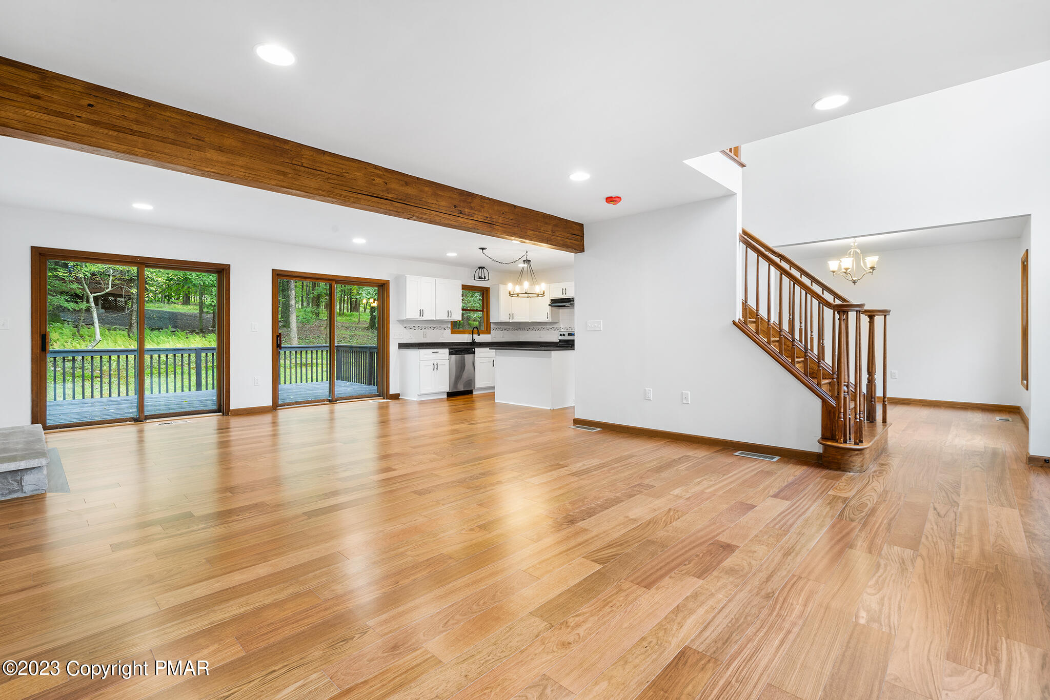 229 Ravenhill Road Tamiment, PA 18371 - Photo 12 of 28 229 Ravenhill Rd-Lehman Township-PA-12