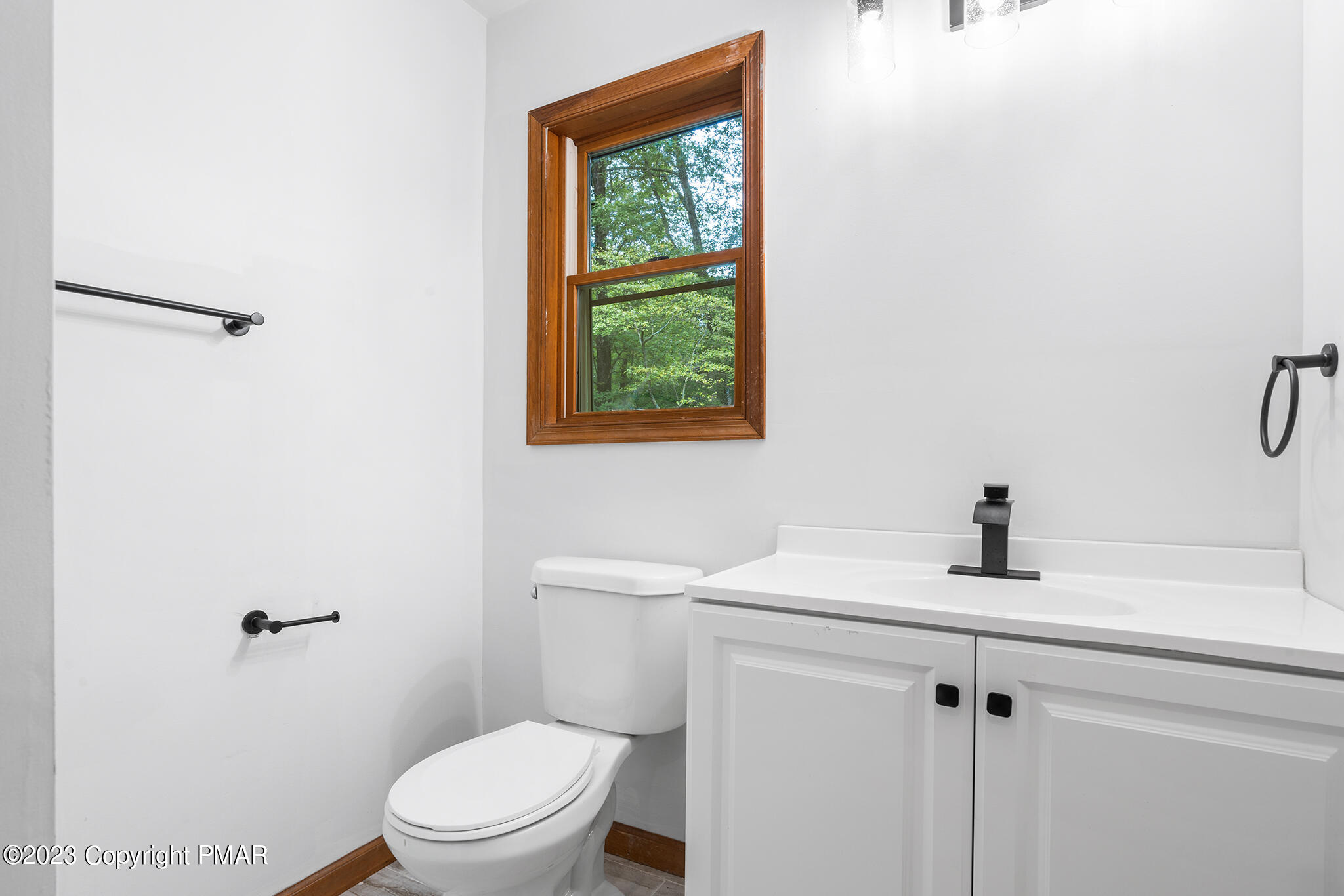 229 Ravenhill Road Tamiment, PA 18371 - Photo 16 of 28 229 Ravenhill Rd-Lehman Township-PA-16
