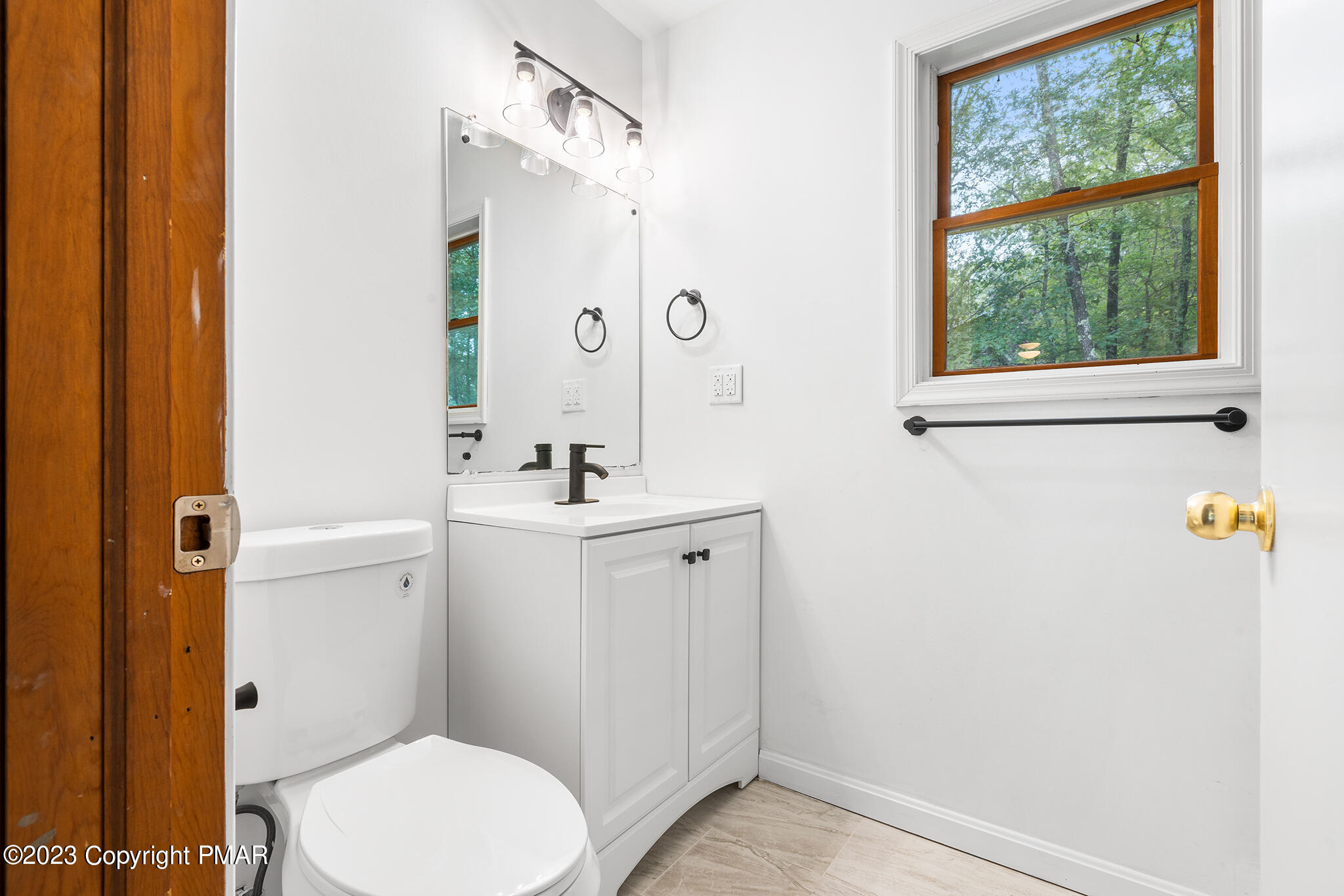229 Ravenhill Road Tamiment, PA 18371 - Photo 20 of 28 229 Ravenhill Rd-Lehman Township-PA-20