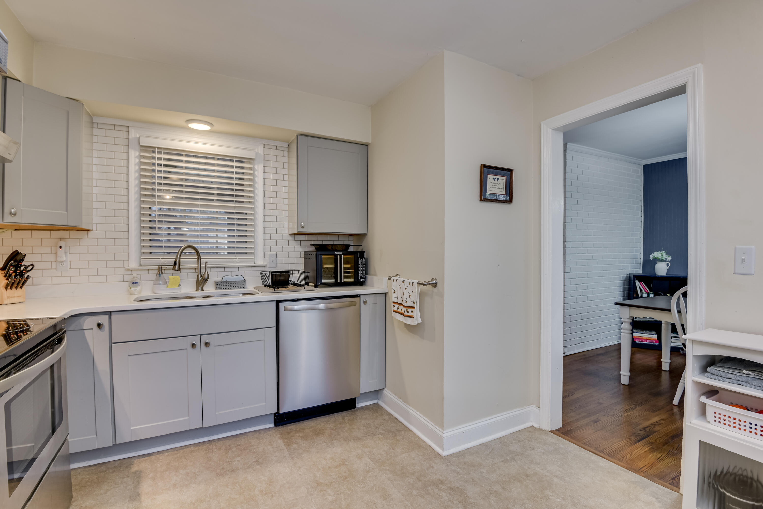 104 Silver Bluff Road Aiken, SC 29803 - Photo 8 of 23 10