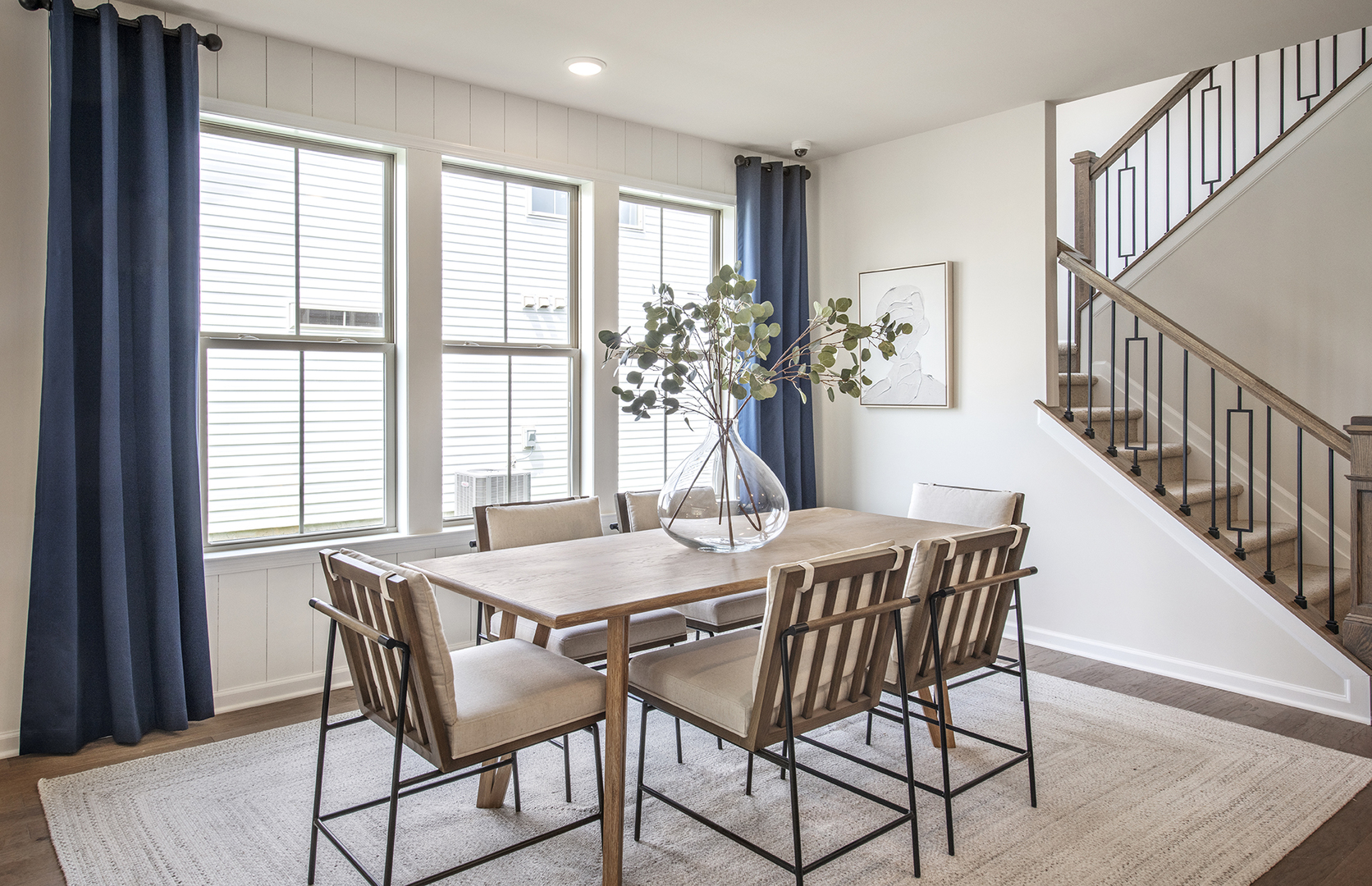 3300 Wildlight Road Aurora, IL 60503 - Photo 4 of 21 a dining room with furniture and window