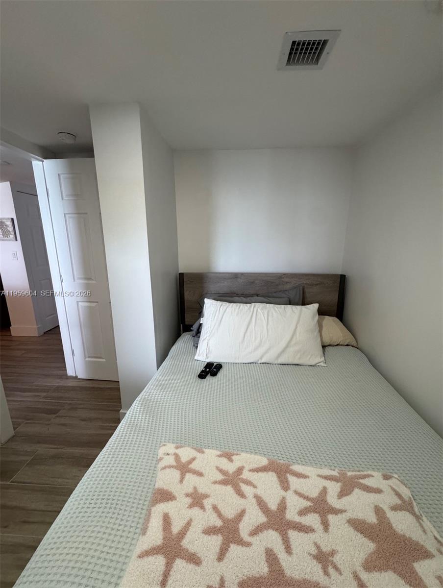 9273 Collins Avenue, Unit 810 Surfside, FL 33154 - Photo 8 of 11