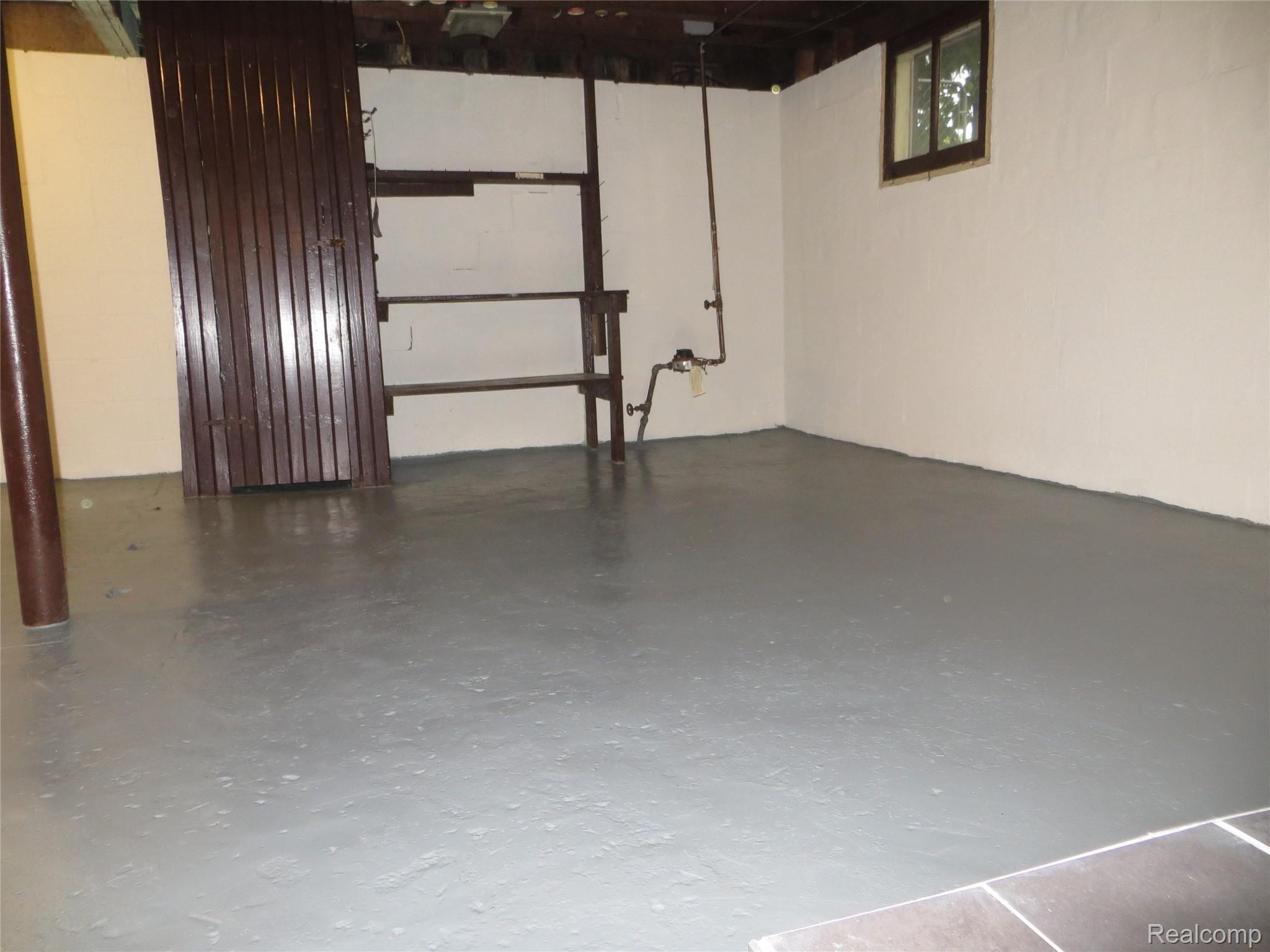 23053 Rausch Avenue Eastpointe, MI 48021 - Photo 43 of 53 IMG_1761.JPG