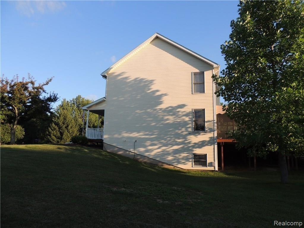 1780 Marjorie Drive Howell, MI 48843 - Photo 38 of 44 DSCN2669.JPG