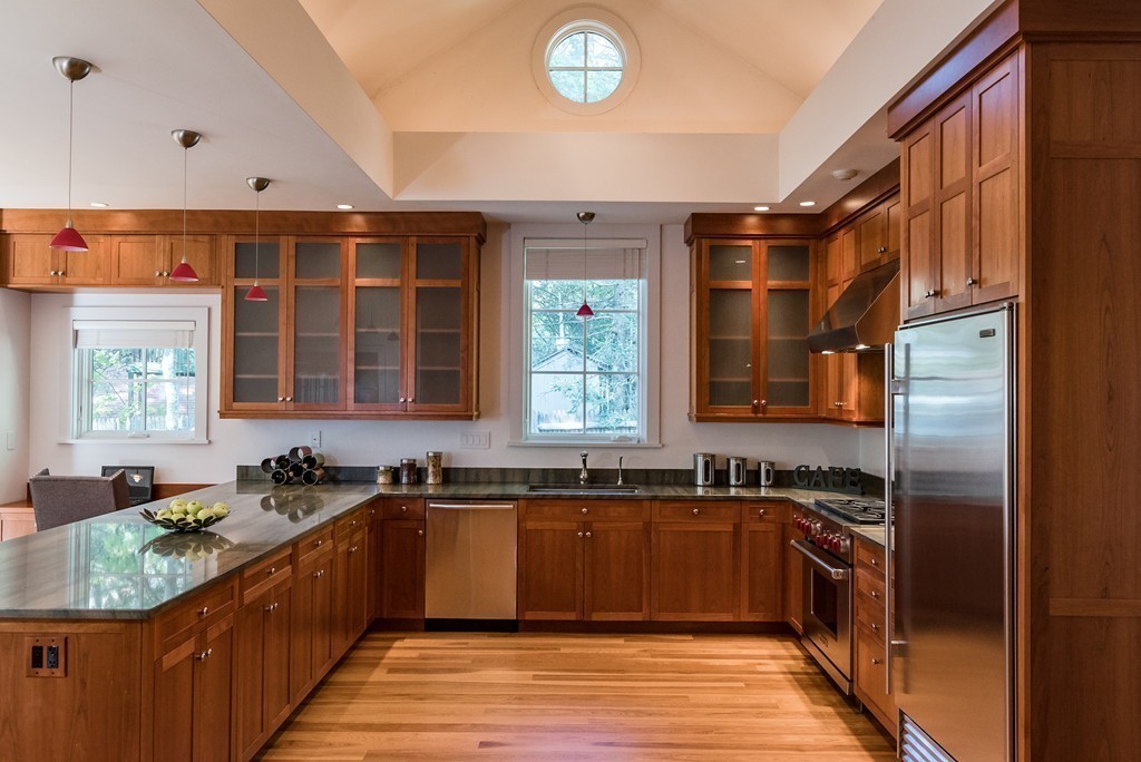 17 Somerset Road Lexington, MA 02420 - Photo 8 of 29