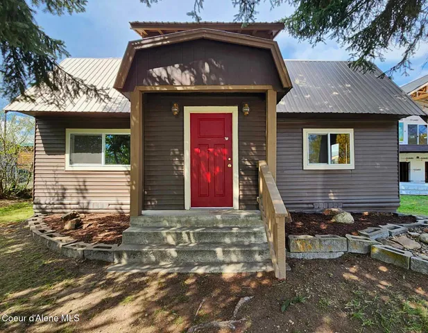 $279,900 | 345 East Jefferson Avenue, Priest River, ID 83856