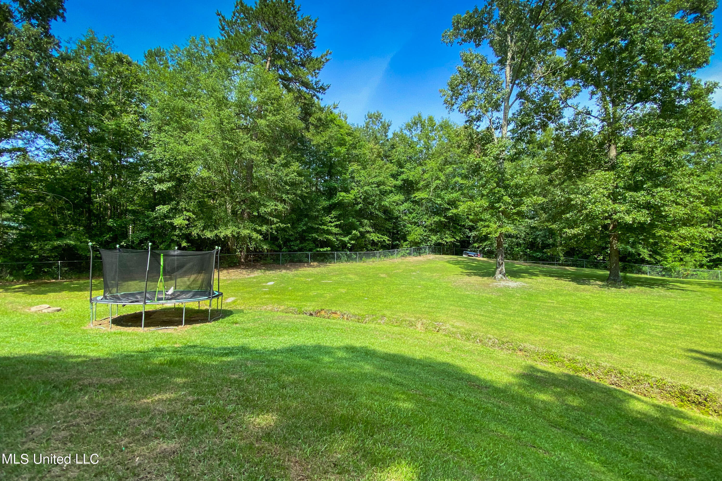 113 Lancaster Road Braxton, MS 39044 - Photo 35 of 43 113 Lancaster-35