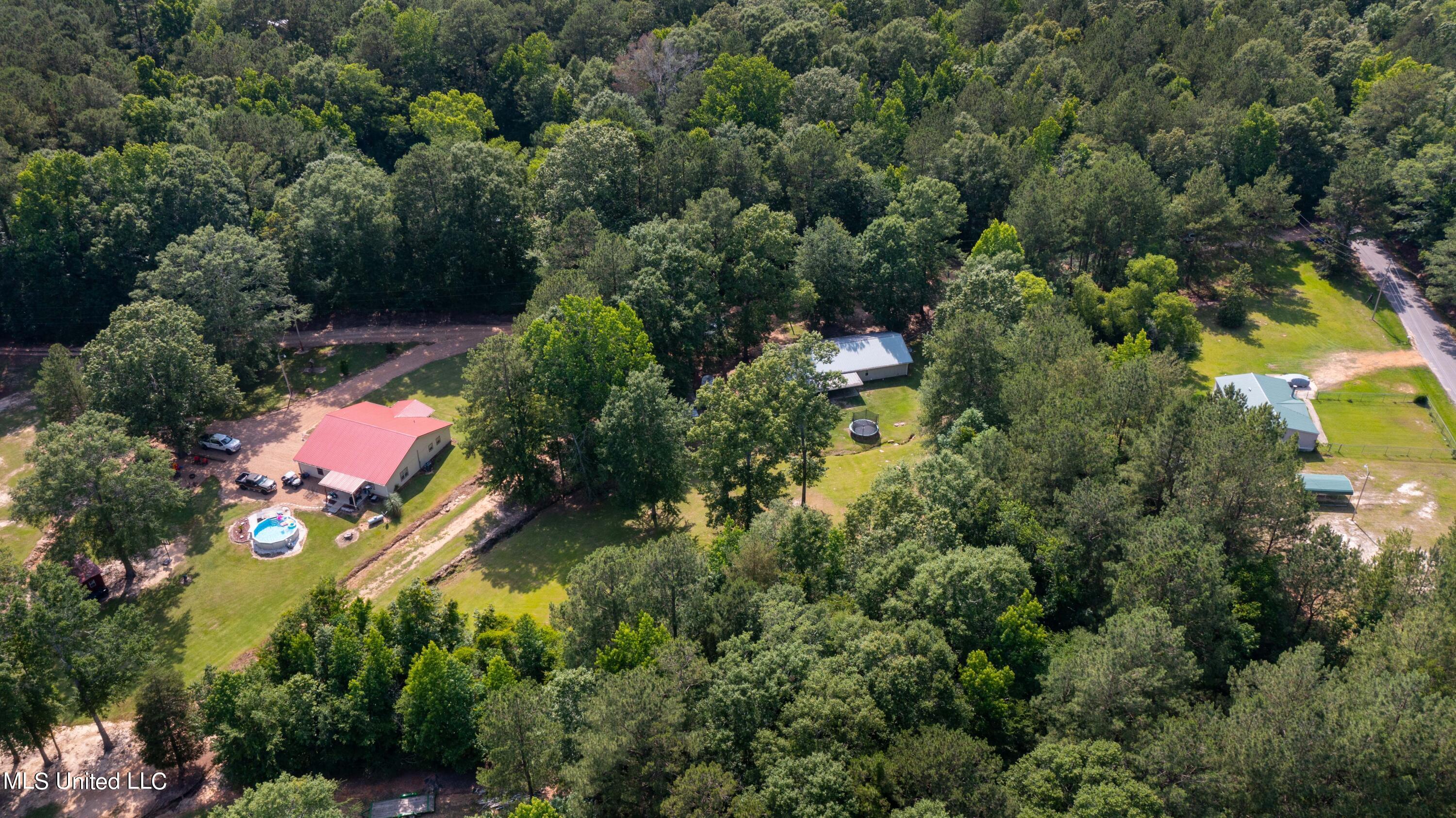 113 Lancaster Road Braxton, MS 39044 - Photo 39 of 43 113 Lancaster-38