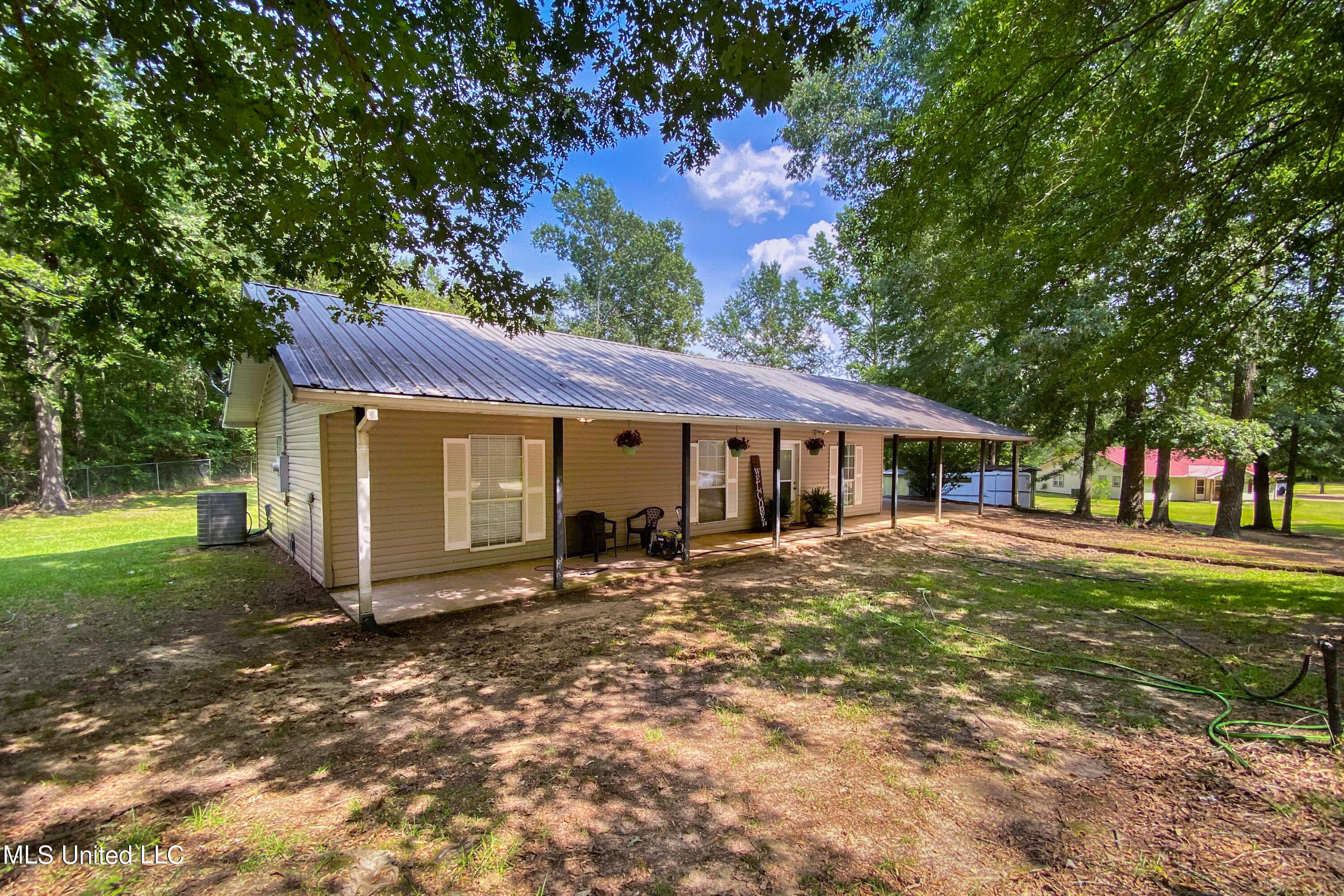 113 Lancaster Road Braxton, MS 39044 - Photo 6 of 43 113 Lancaster-6