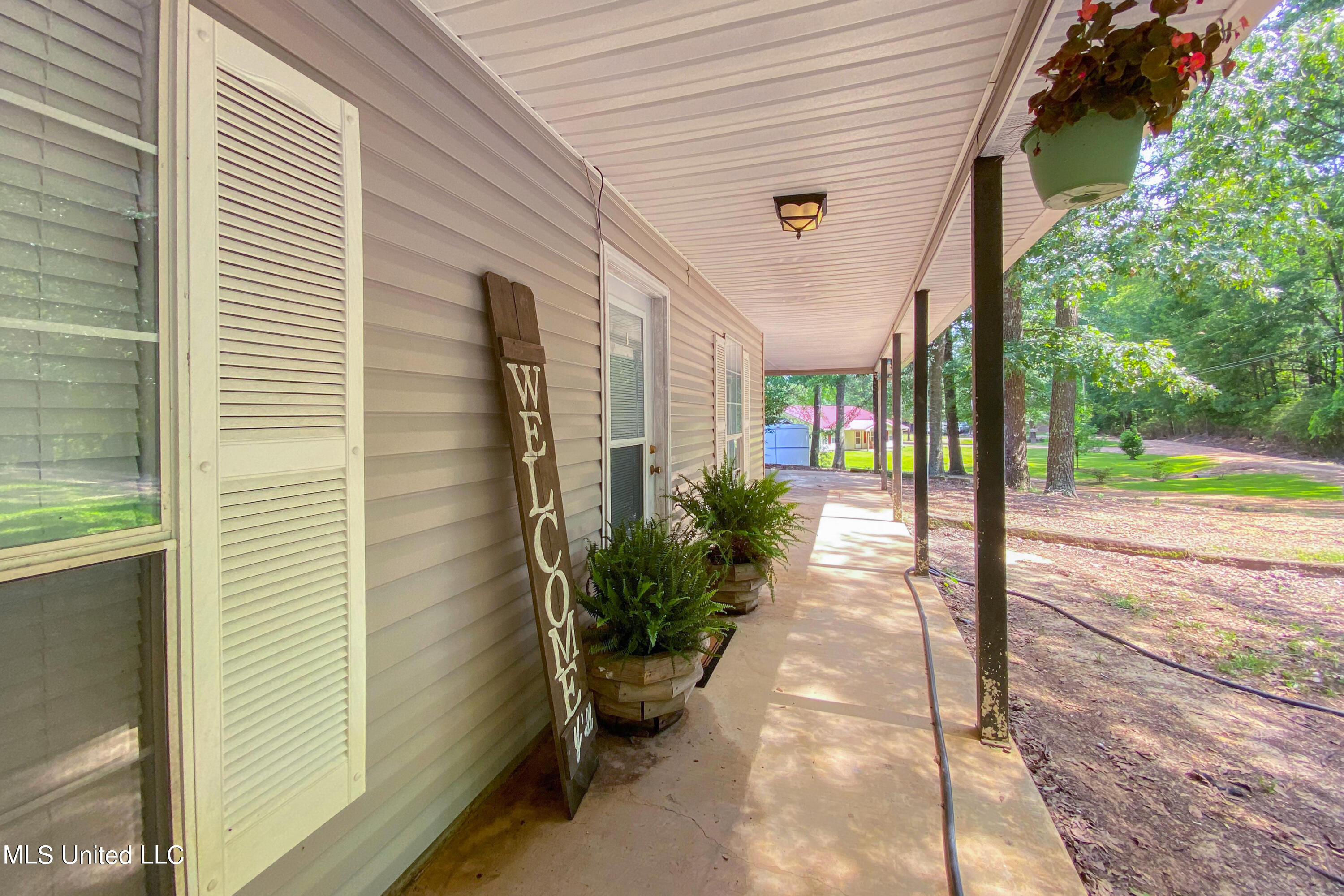 113 Lancaster Road Braxton, MS 39044 - Photo 7 of 43 113 Lancaster-7