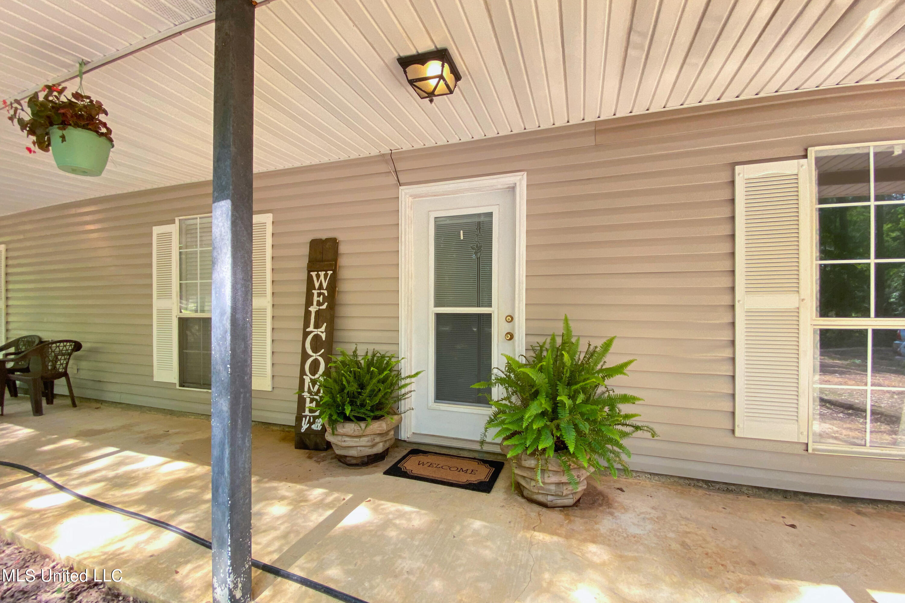 113 Lancaster Road Braxton, MS 39044 - Photo 8 of 43 113 Lancaster-8