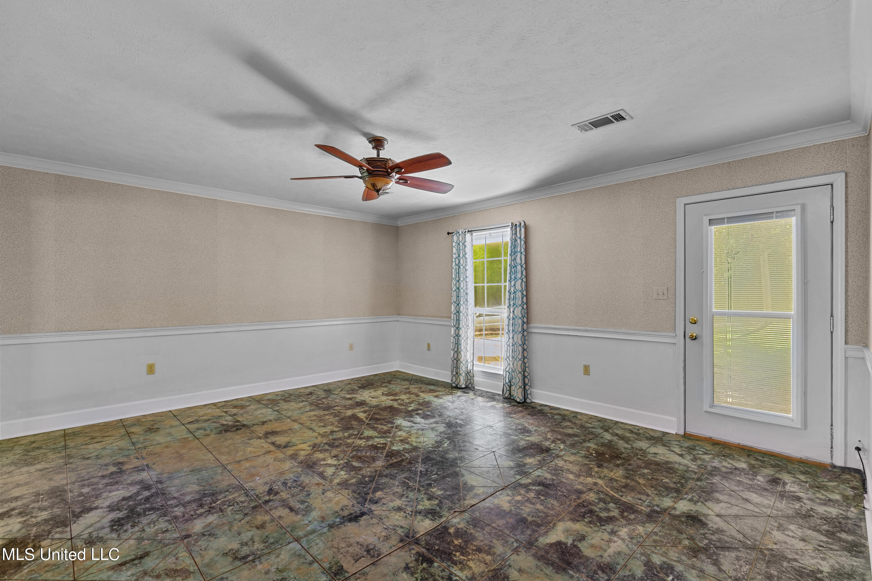 113 Lancaster Road Braxton, MS 39044 - Photo 9 of 43 113 Lancaster-9