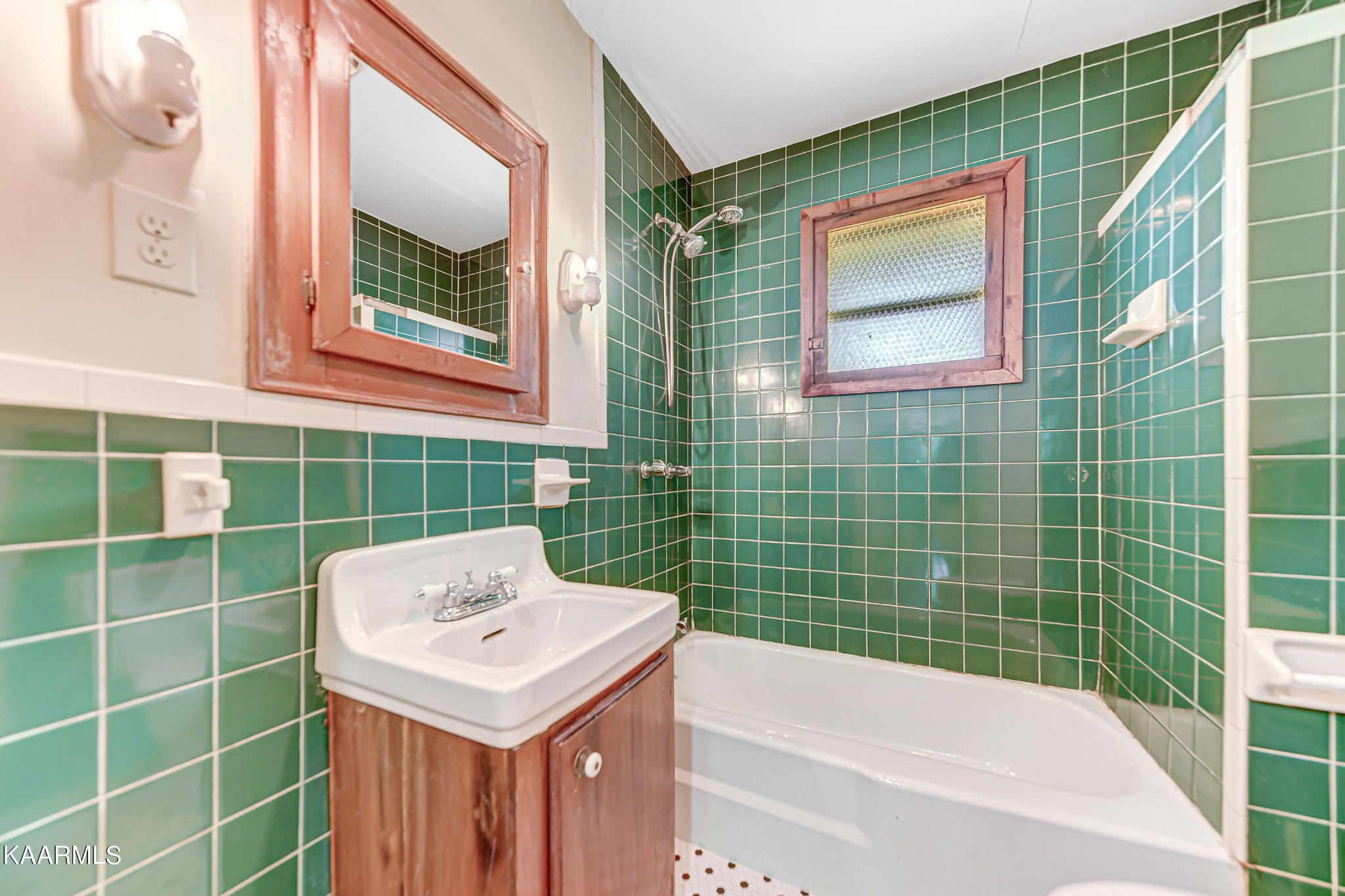 512 Agnes Road Knoxville, TN 37919 - Photo 9 of 20 Gallery Image 9