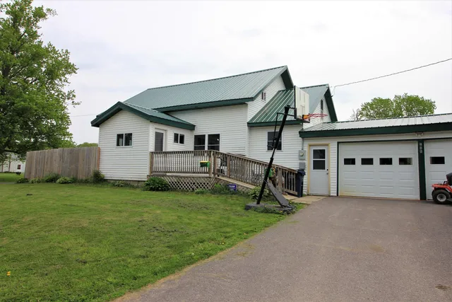 $160,000 | 206 South Silver Street, La Farge, WI 54639