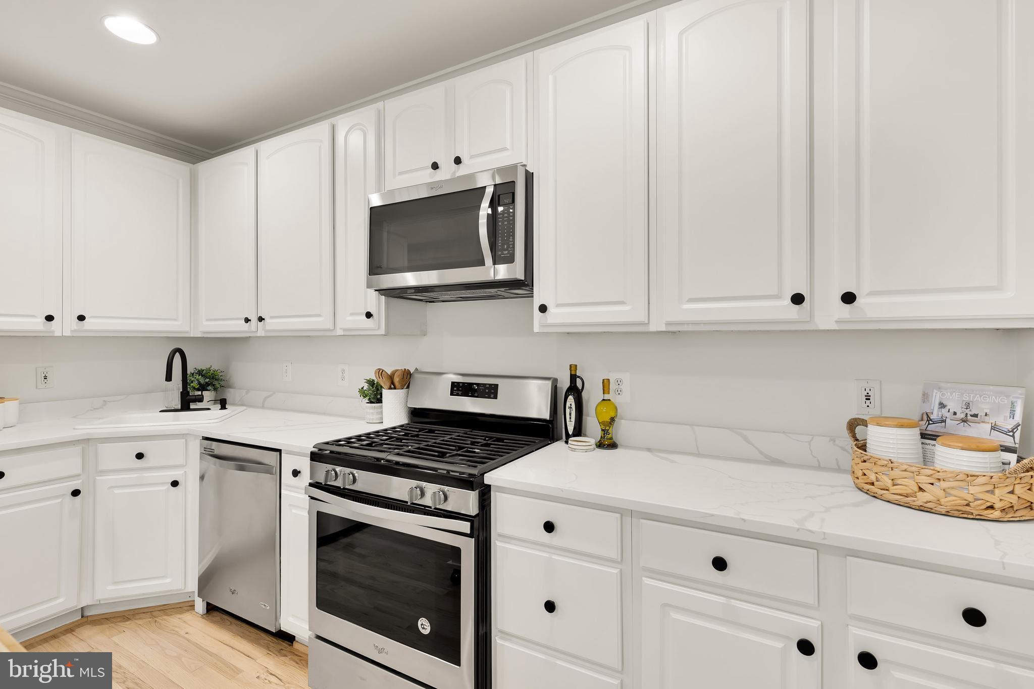 610 R Street Northwest Washington, DC 20001 - Photo 14 of 44