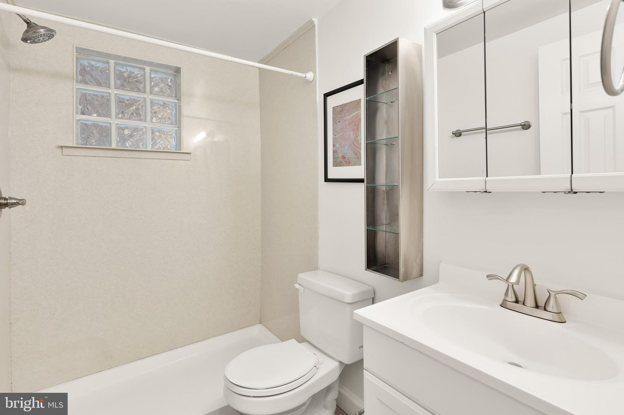 610 R Street Northwest Washington, DC 20001 - Photo 34 of 44