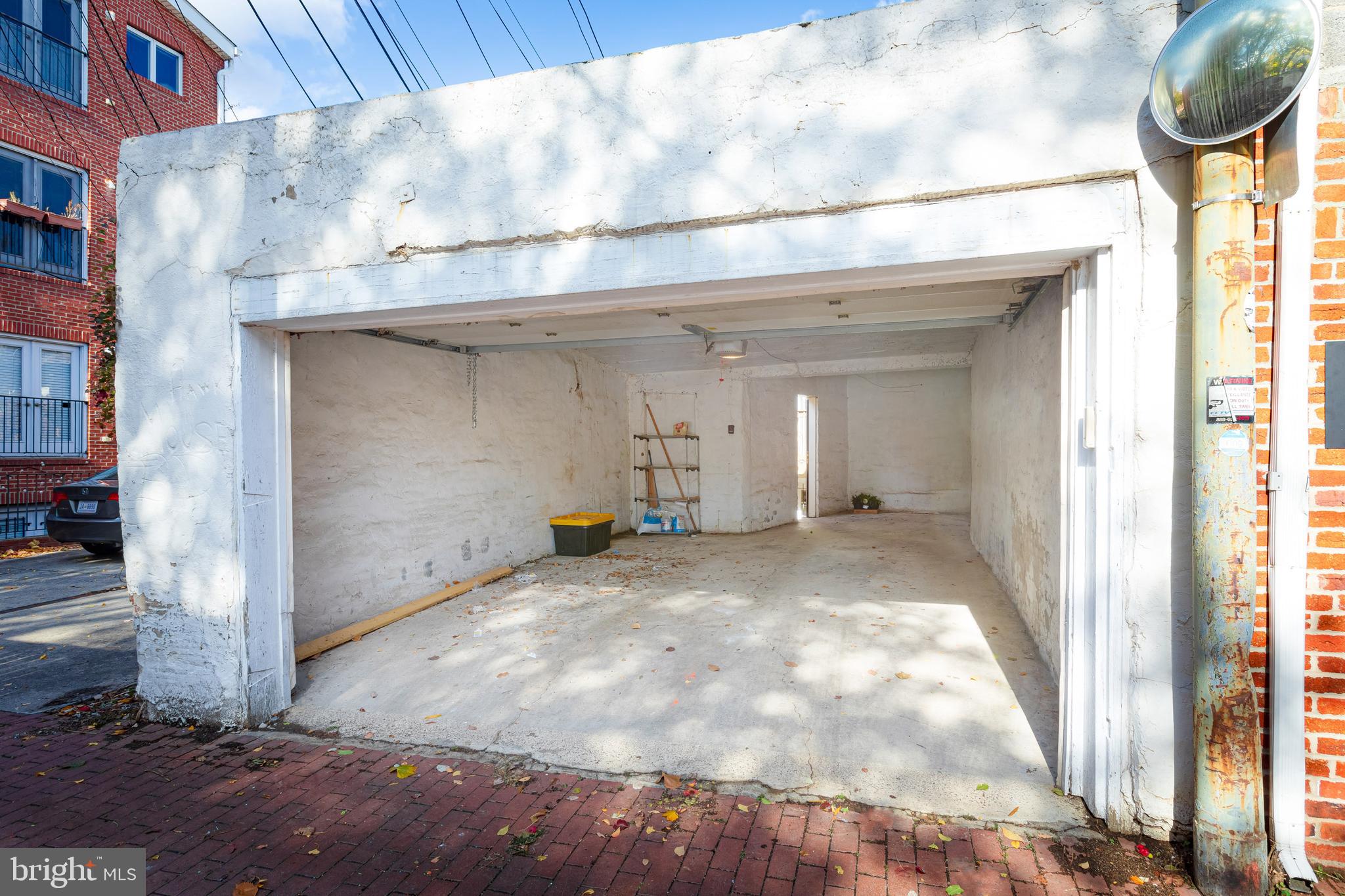 610 R Street Northwest Washington, DC 20001 - Photo 44 of 44