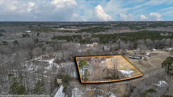 a view of a outdoor space