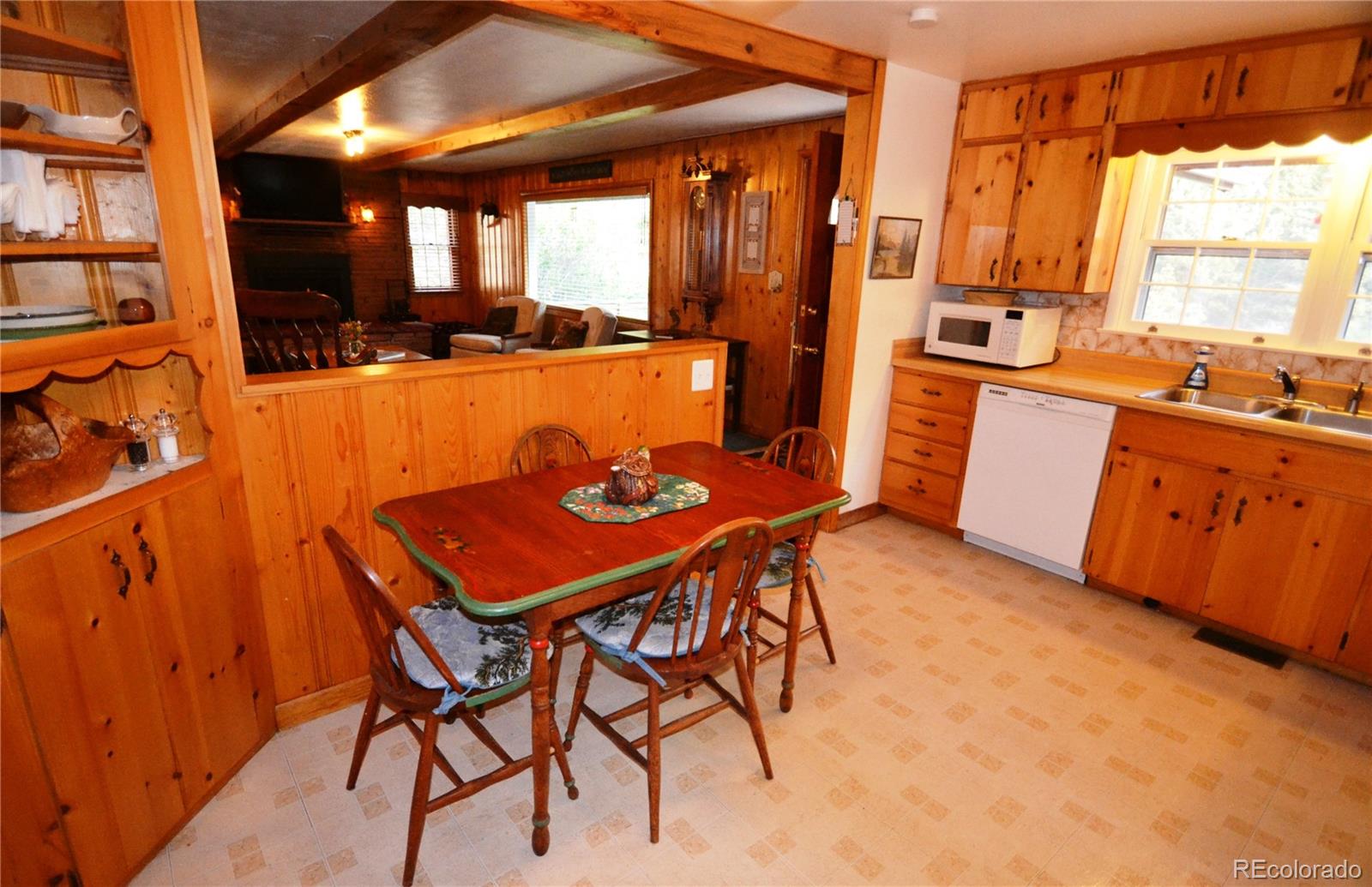 37 Whiteford Road Shawnee, CO 80475 - Photo 6 of 29 Gallery Image 6