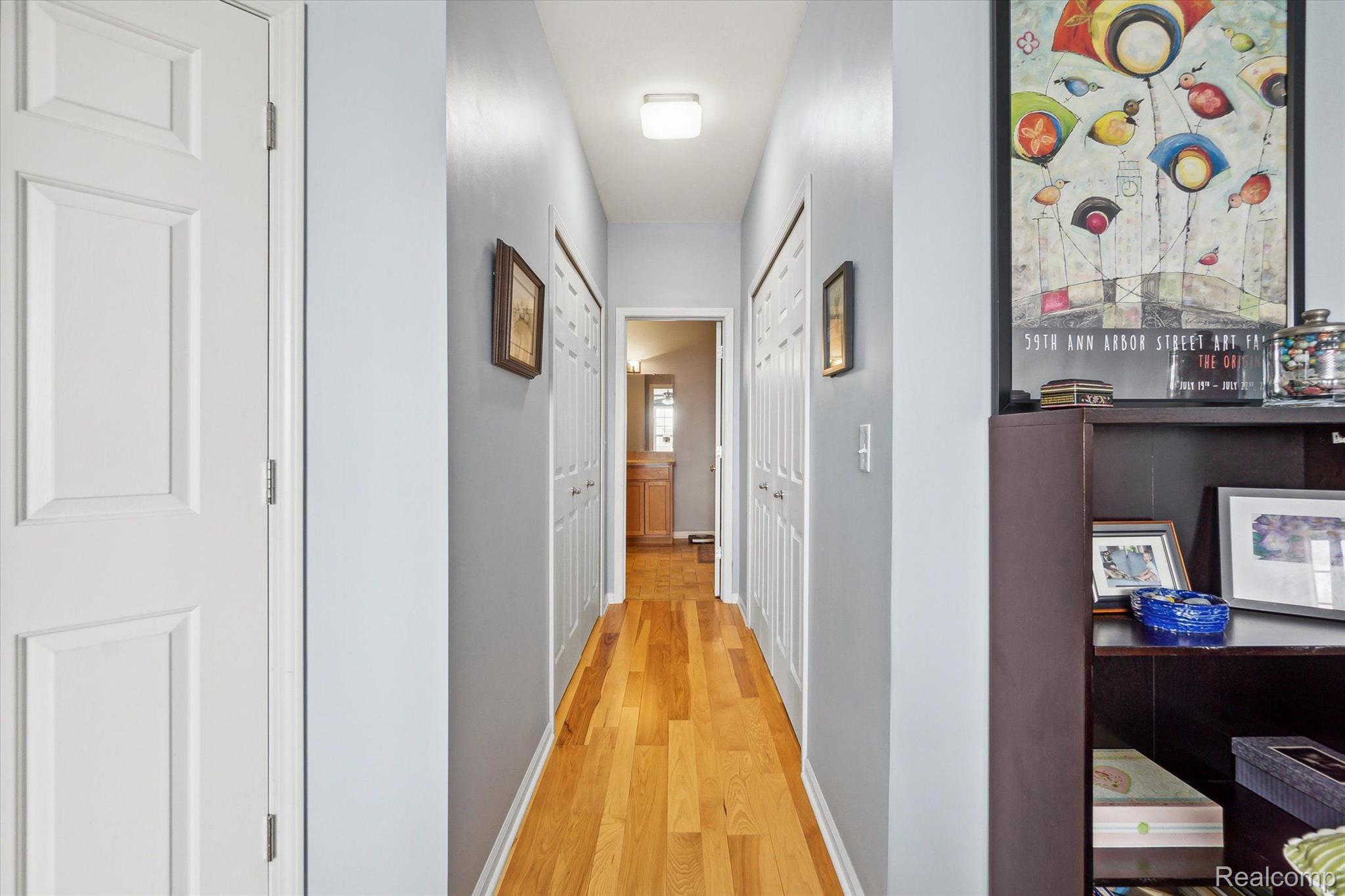 10233 Crossview Trail Howell, MI 48855 - Photo 17 of 27 Gallery Image 17
