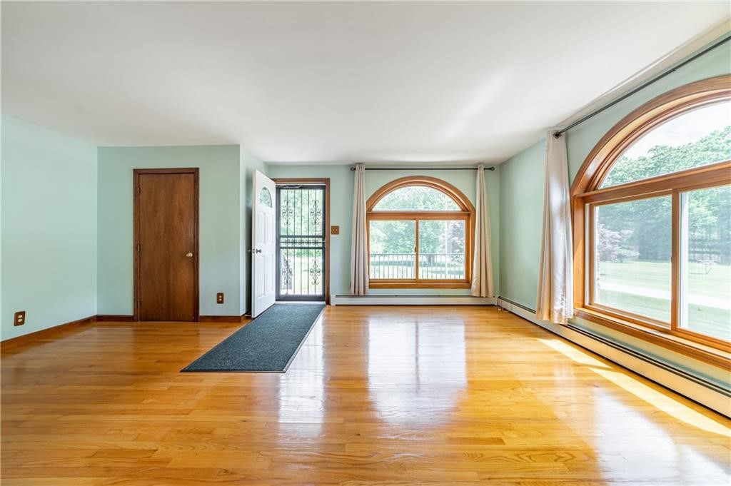 135 Eagleville Road Tiverton, RI 02878 - Photo 12 of 47