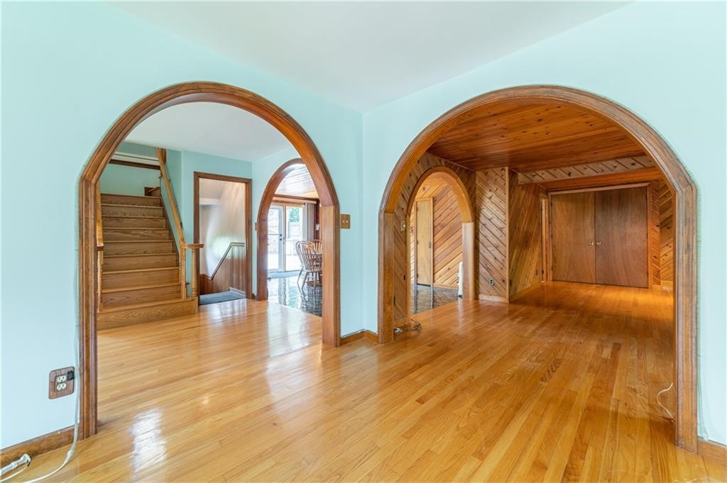 135 Eagleville Road Tiverton, RI 02878 - Photo 13 of 47