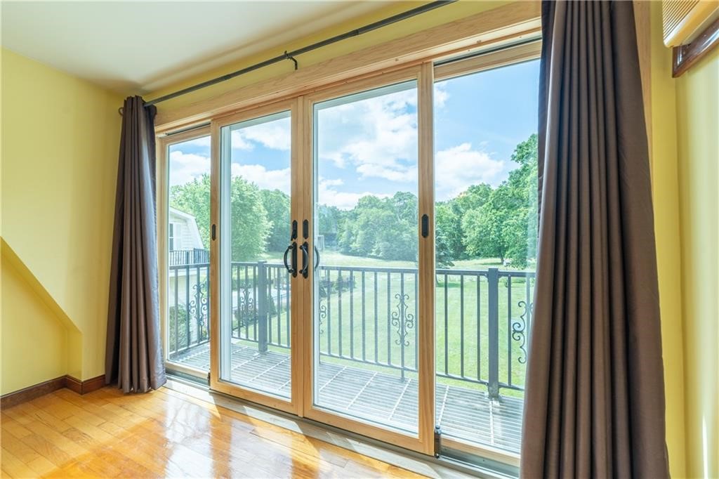 135 Eagleville Road Tiverton, RI 02878 - Photo 17 of 47