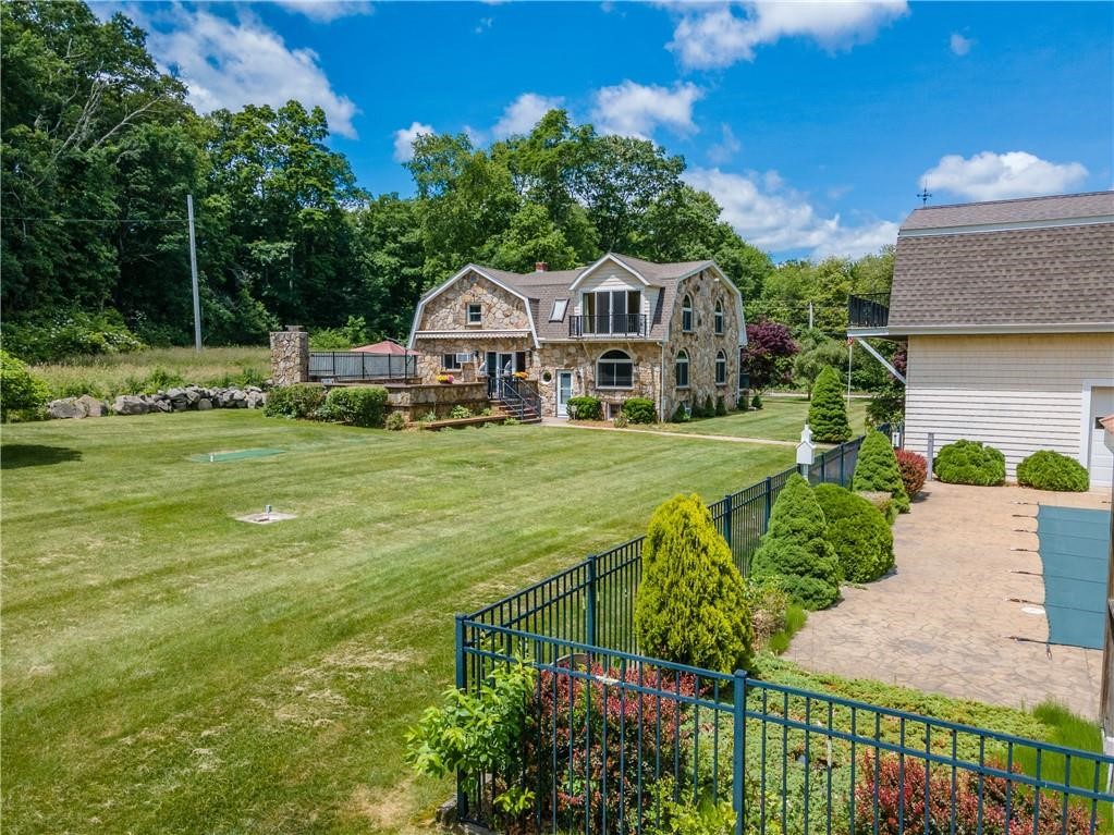 135 Eagleville Road Tiverton, RI 02878 - Photo 37 of 47