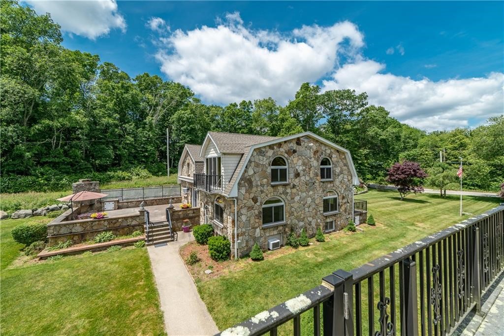 135 Eagleville Road Tiverton, RI 02878 - Photo 44 of 47