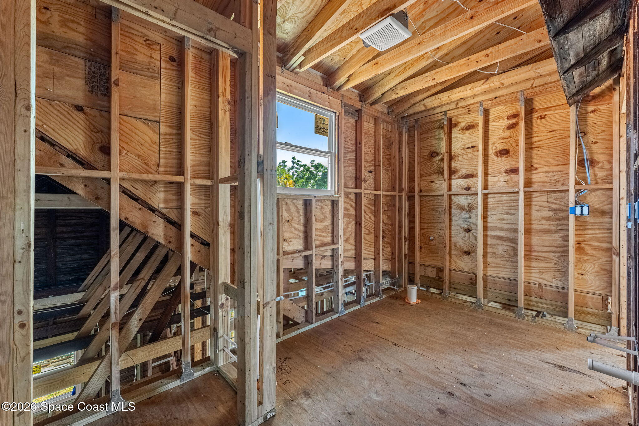 116 Center Street Cocoa, FL 32922 - Photo 31 of 53 upstairs 5