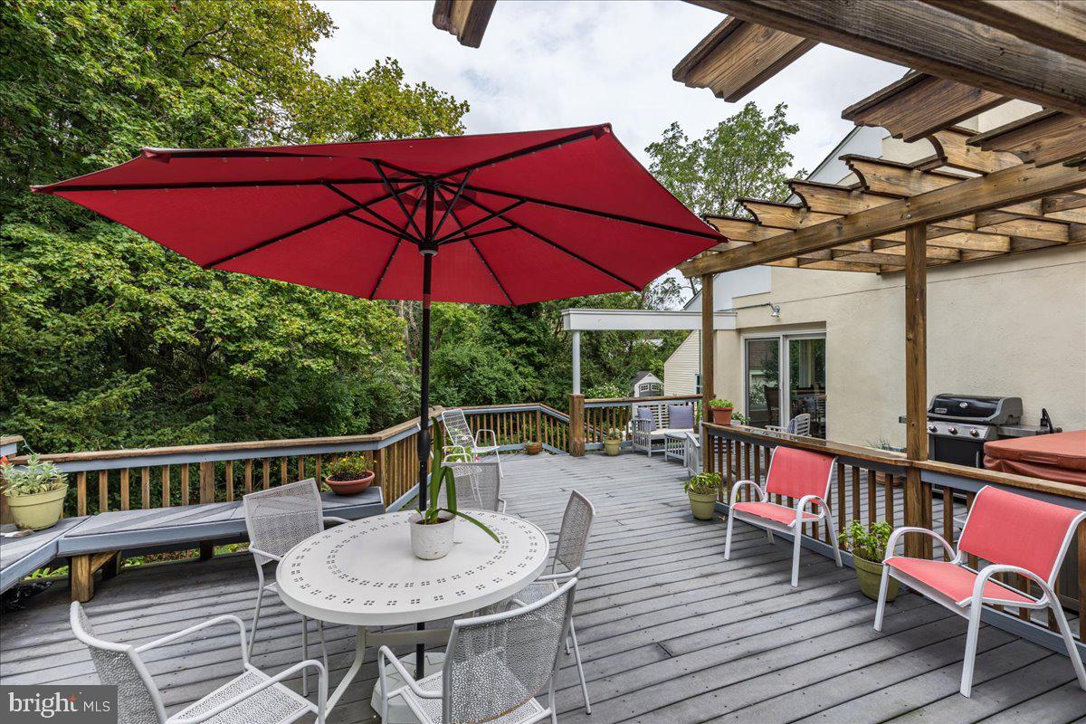 31 Poe Road Princeton, NJ 08540 - Photo 32 of 40 Deck