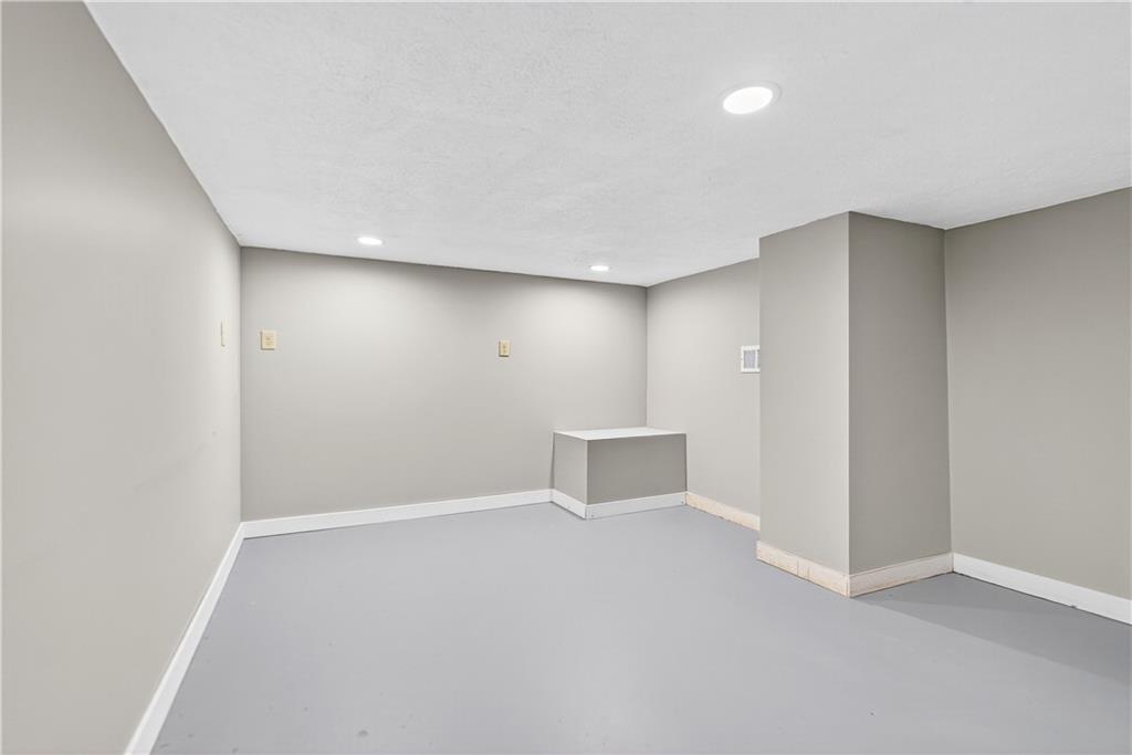 1 6th Avenue Freedom, PA 15042 - Photo 17 of 20 a view of an empty room