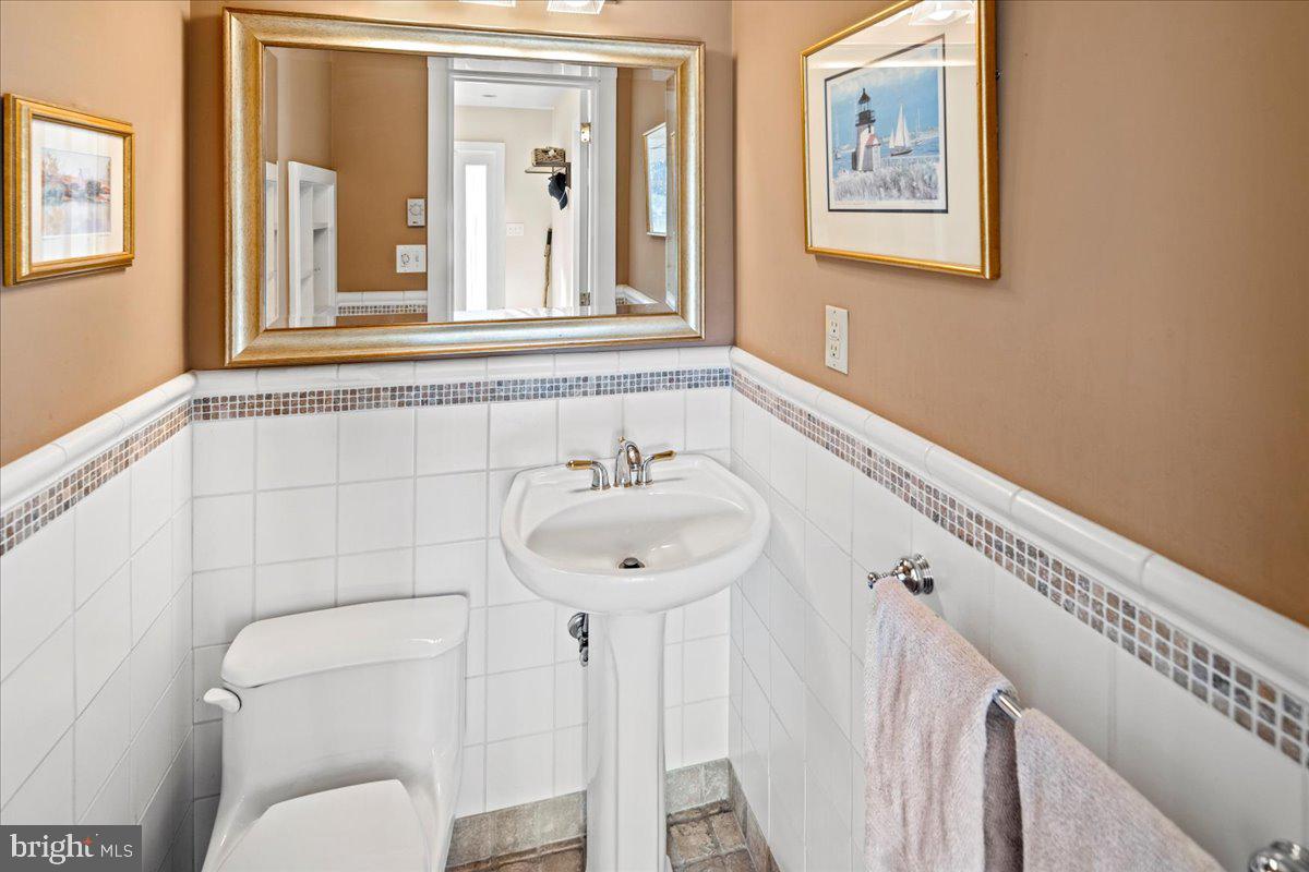 2853 Flowing Springs Road Spring City, PA 19475 - Photo 13 of 47 Quaint Powder Room