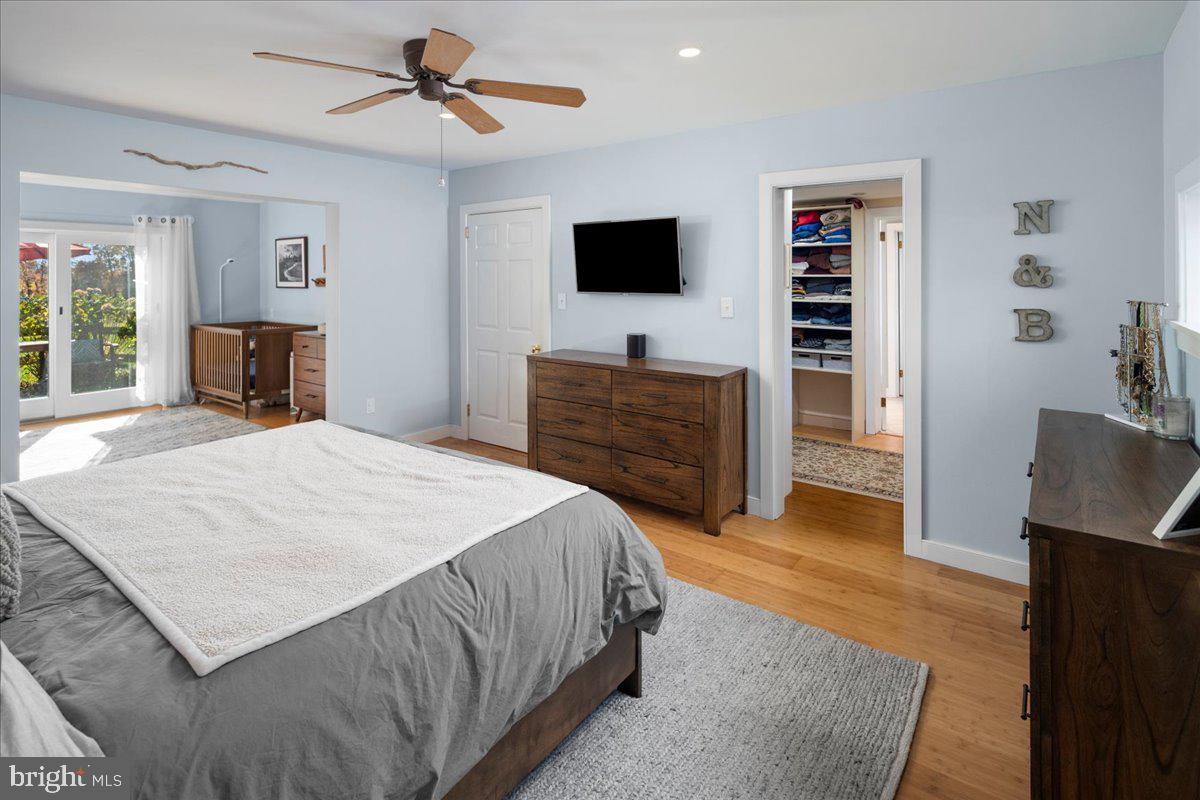 2853 Flowing Springs Road Spring City, PA 19475 - Photo 15 of 47 Main Bedroom /Sitting Rm/ Walk-In-Closet