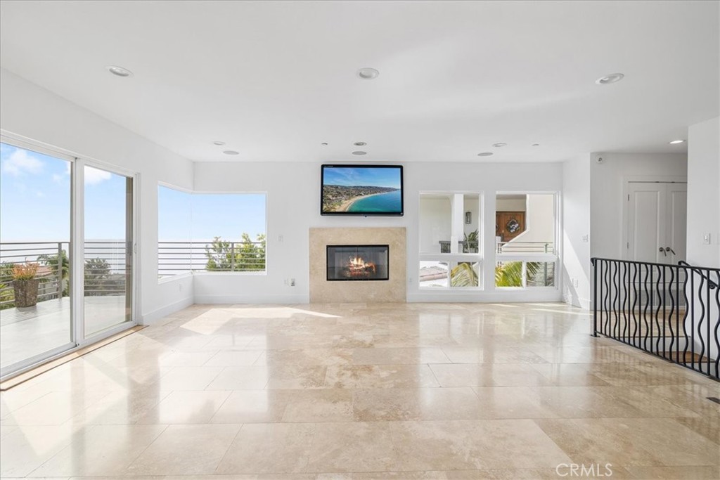 362 Pinecrest Drive Laguna Beach, CA 92651 - Photo 16 of 32 a view of a livingroom with a fireplace