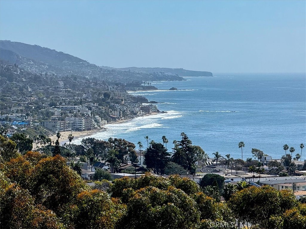 362 Pinecrest Drive Laguna Beach, CA 92651 - Photo 30 of 32 a view of a city