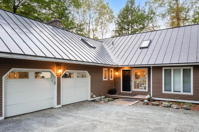 $795,000 | 3 Fairway Drive, Grantham, NH 03753