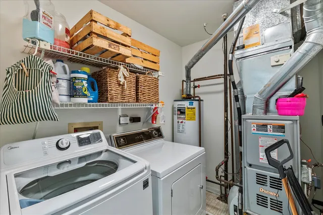 $240,900 | 1518 Harbour Court, Unit A1, Schaumburg, IL 60193