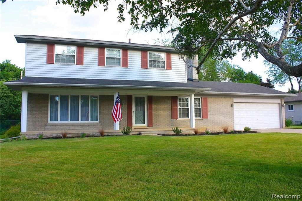 2135 Wayward Drive Rochester Hills, MI 48309 - Photo 1 of 12