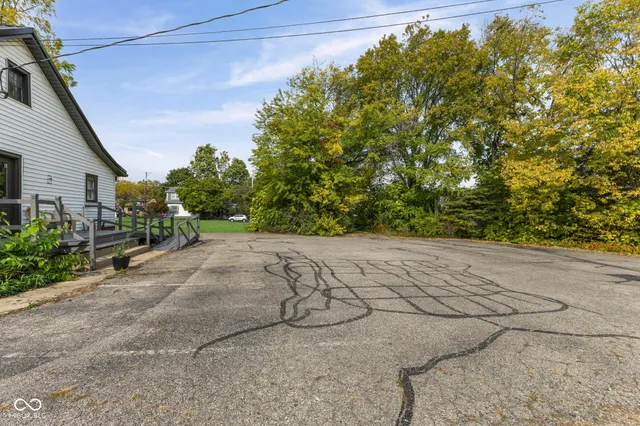 $340,000 | 421 North State Street, Greenfield, IN 46140